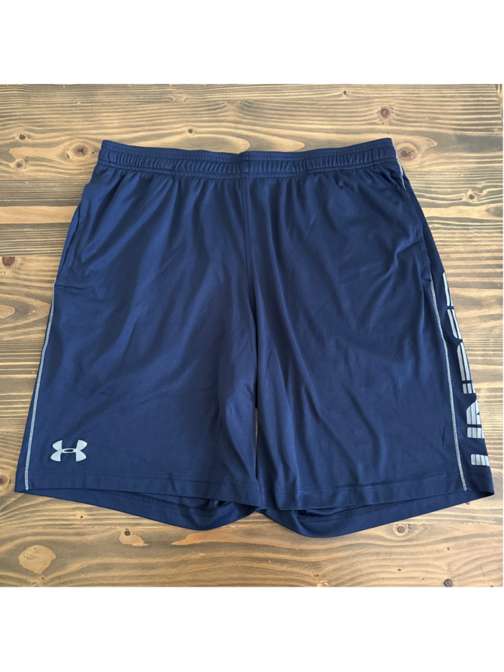 Men's Under Armour Athletic Shorts XL Navy Blue Silver Logo Training Gym Running